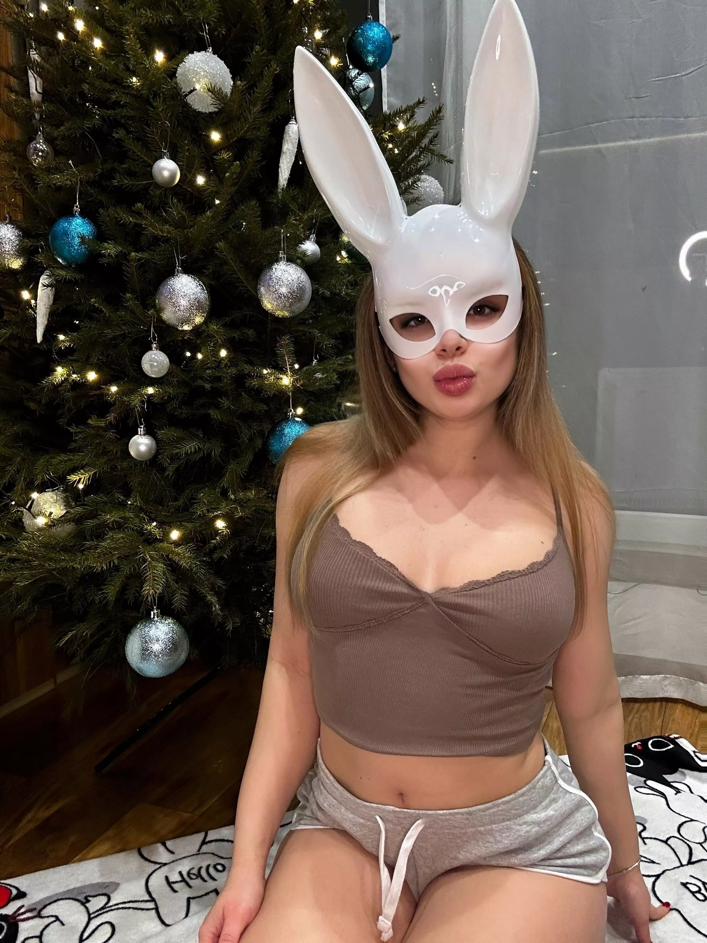 Would you jerk off to my nudes? It has to be nice hehe