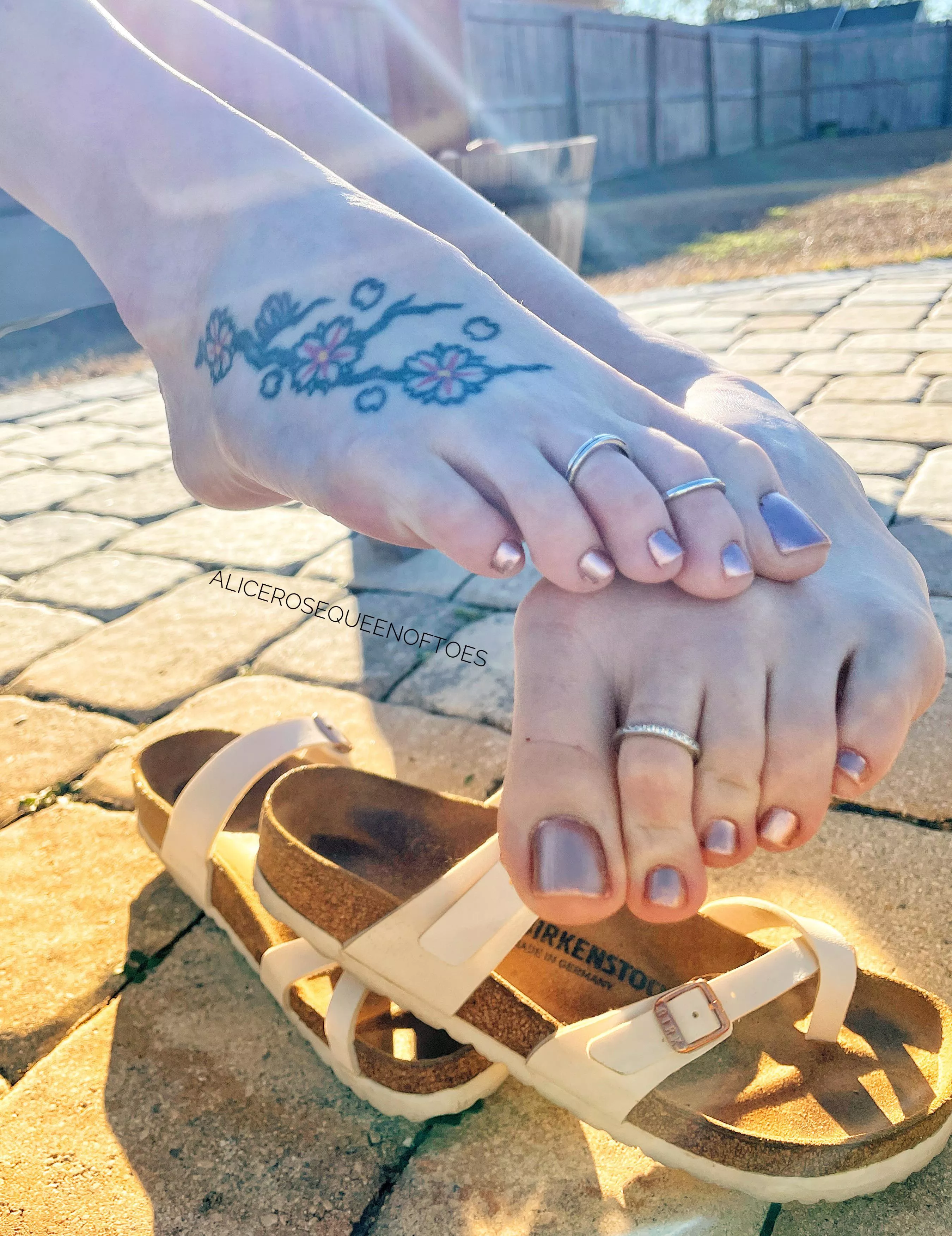 You can enjoy my feet until sunset 🌅 Sorry you don’t have too long 🤷‍♀️😉