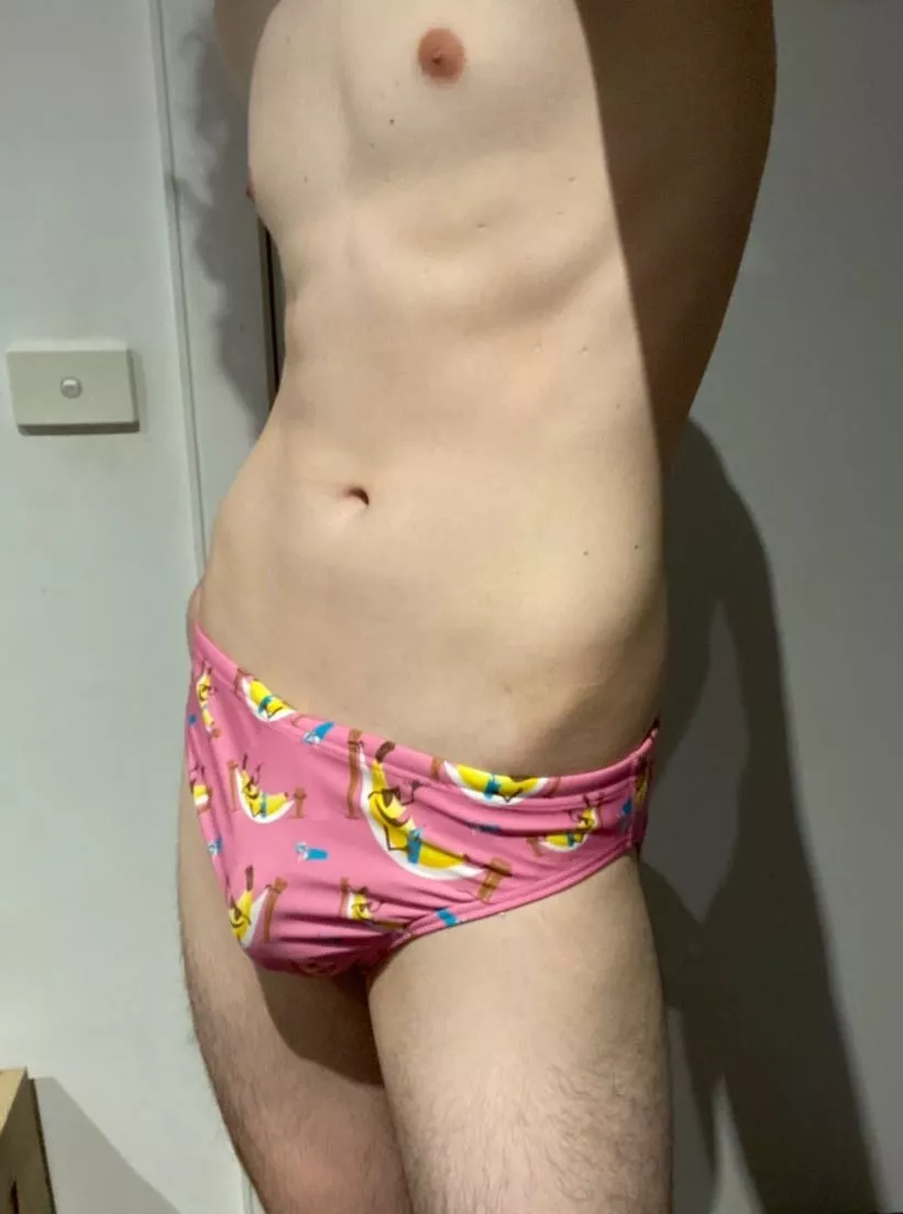 [19] New Underwear, new photos. Any requests?
