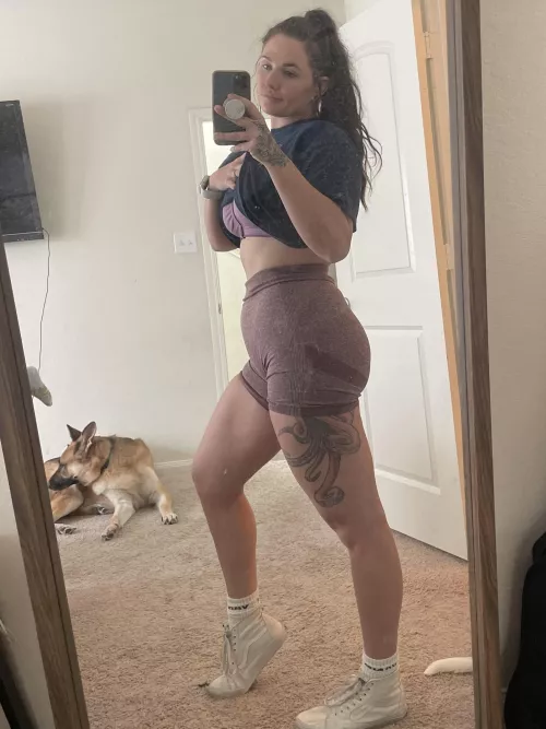 3 weeks post surgery and I hurt myself at the gym so..strictly walking 😭