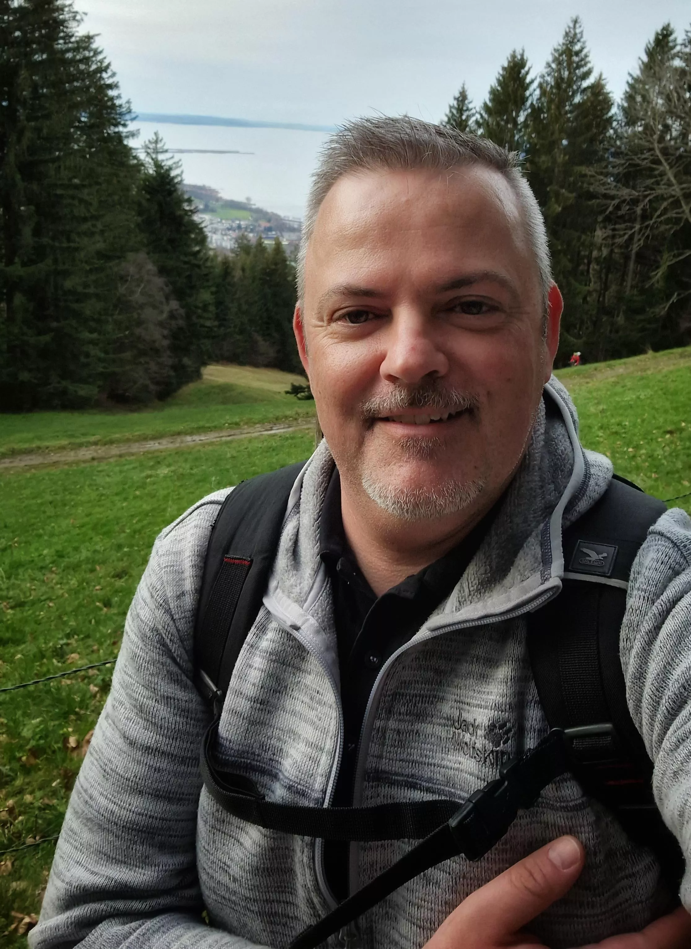 A pimple on the nose but in a good mood into the new year.