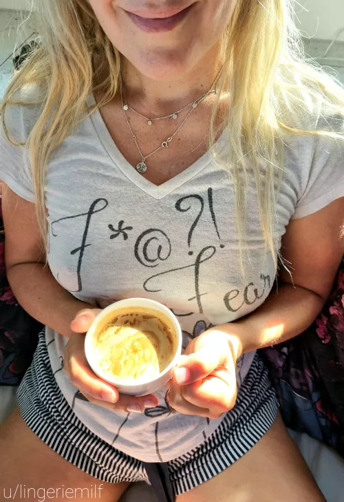 A relaxed coffee this morning after my 'coffee shoot' yesterday 😇