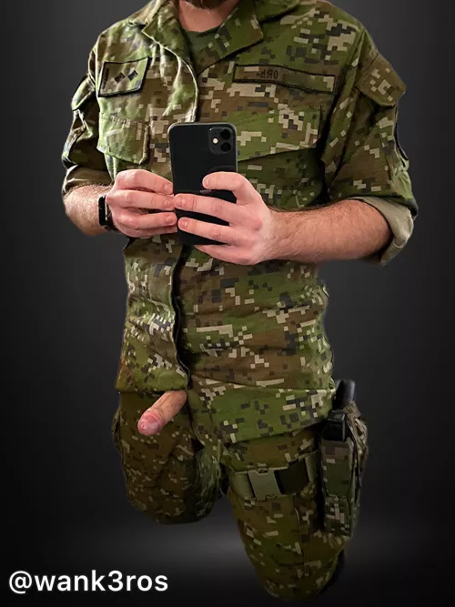 Always horny in uniform 😈