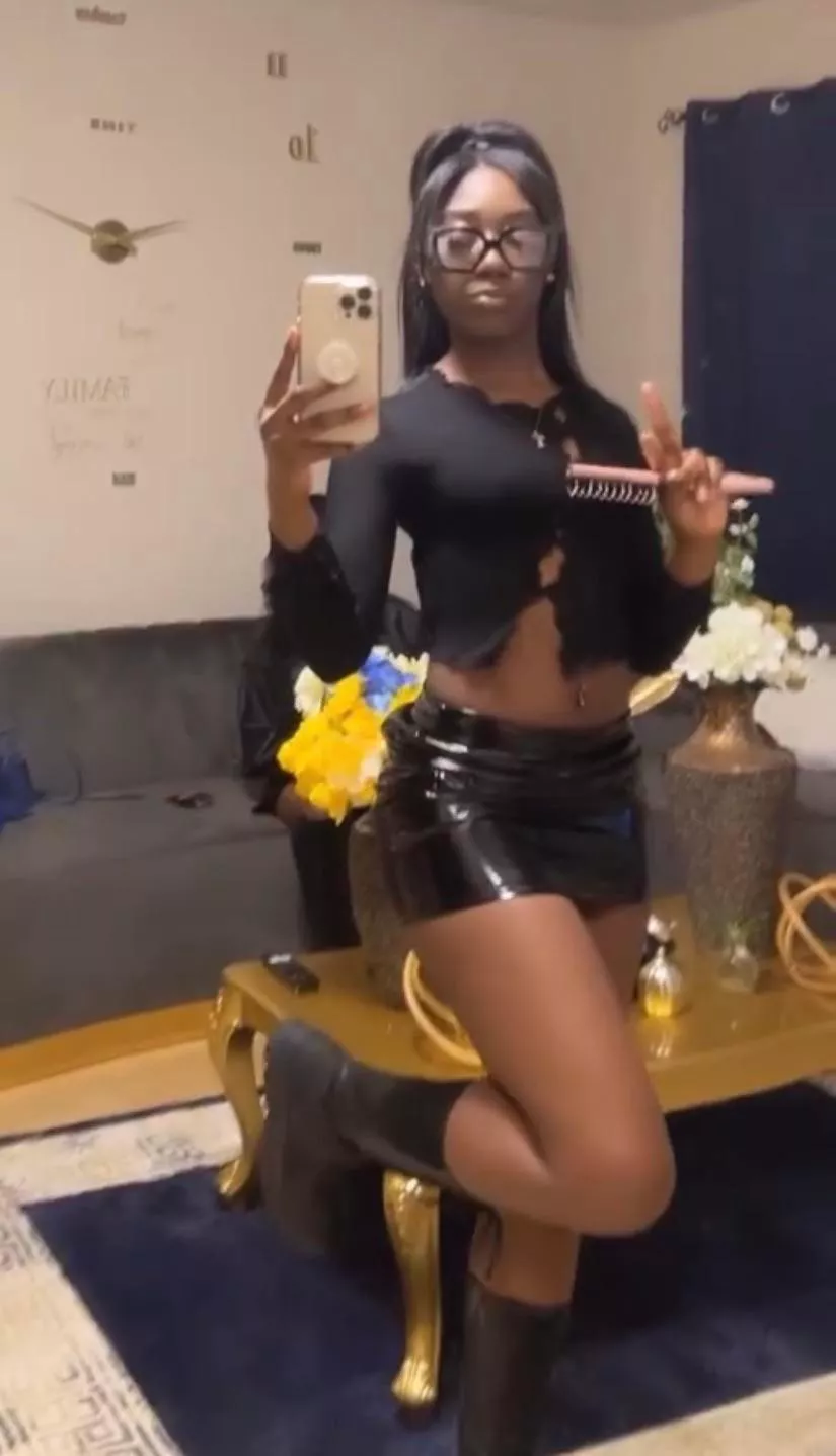 Bored, dumb Haitian girl looking to sell her body for cheap. Feel free to dm m e. No limits whatsoever.