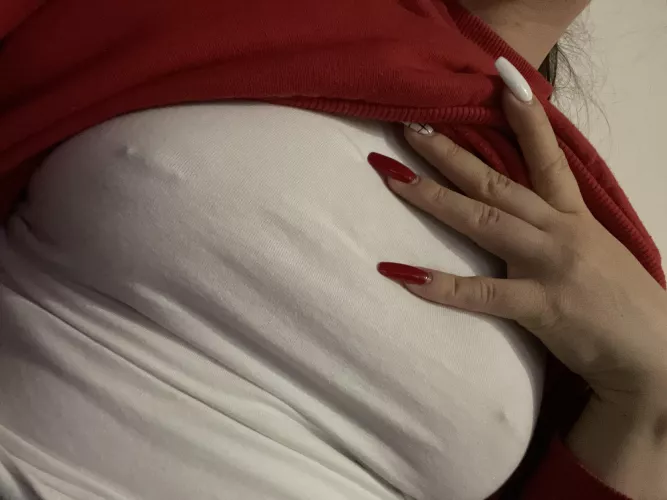 Braless and pierced 😈