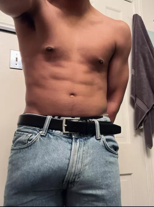Can you tell I’m hiding a Massive Cock in my jeans?