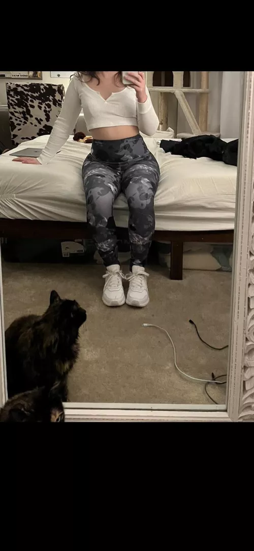 Crop tops are my literal favorite!