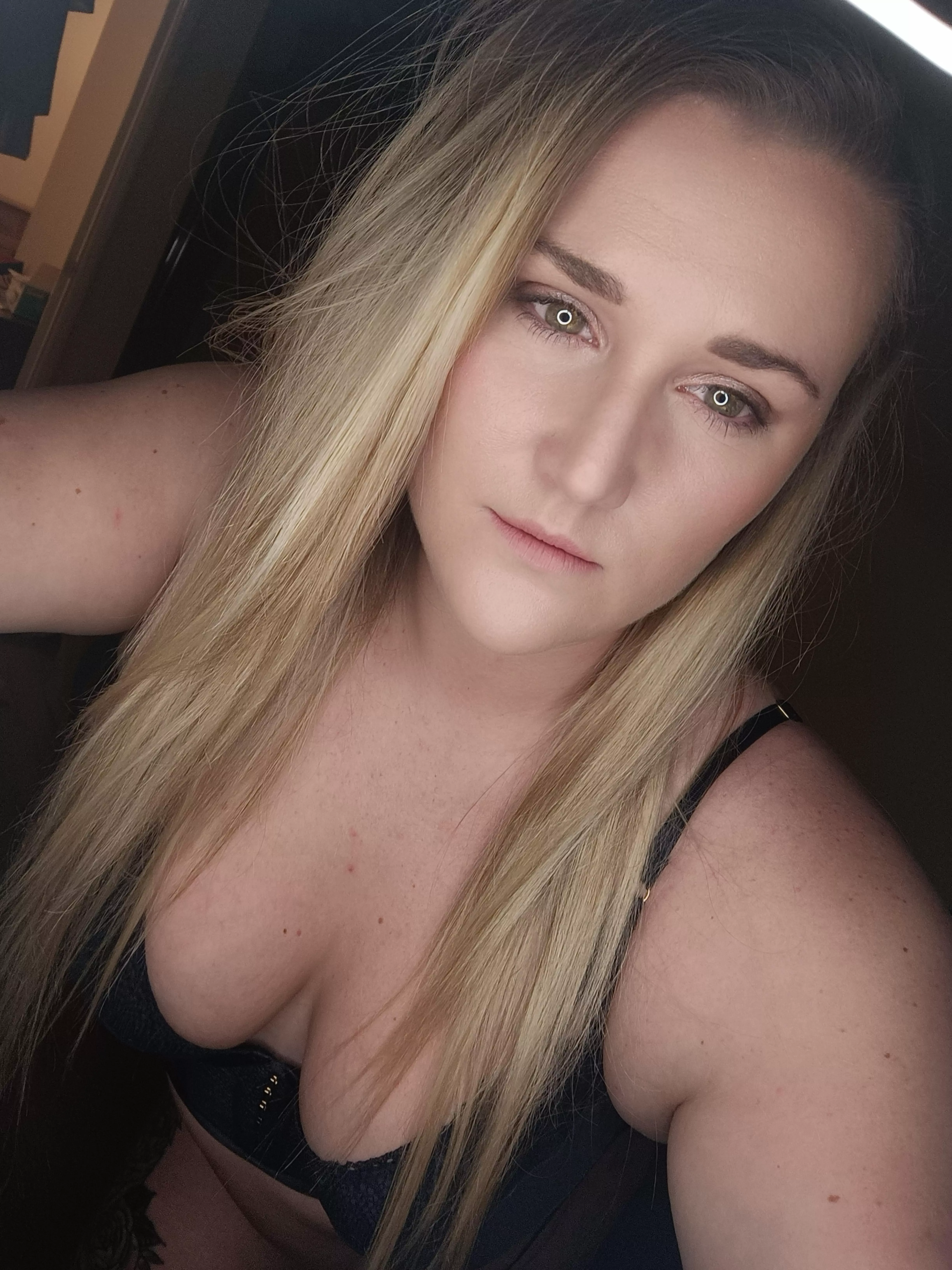 Cum play with me 🤤