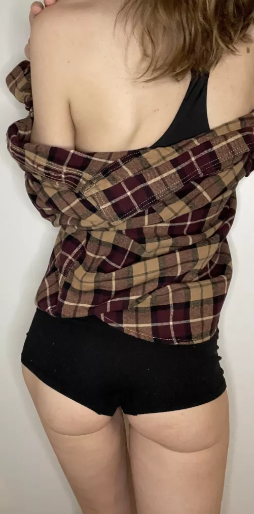 Cutie with a (tiny) booty