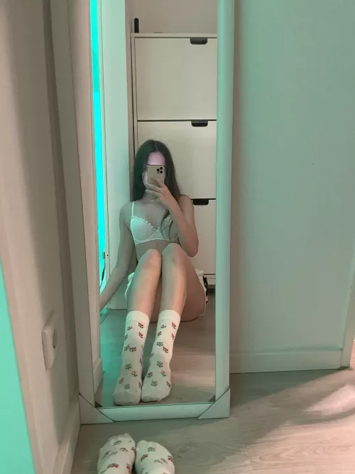 do you like them long? because i do ;)