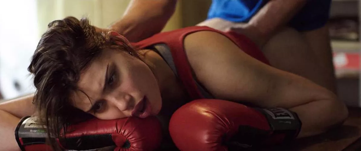 Eva de Dominici - Sangre en la boca