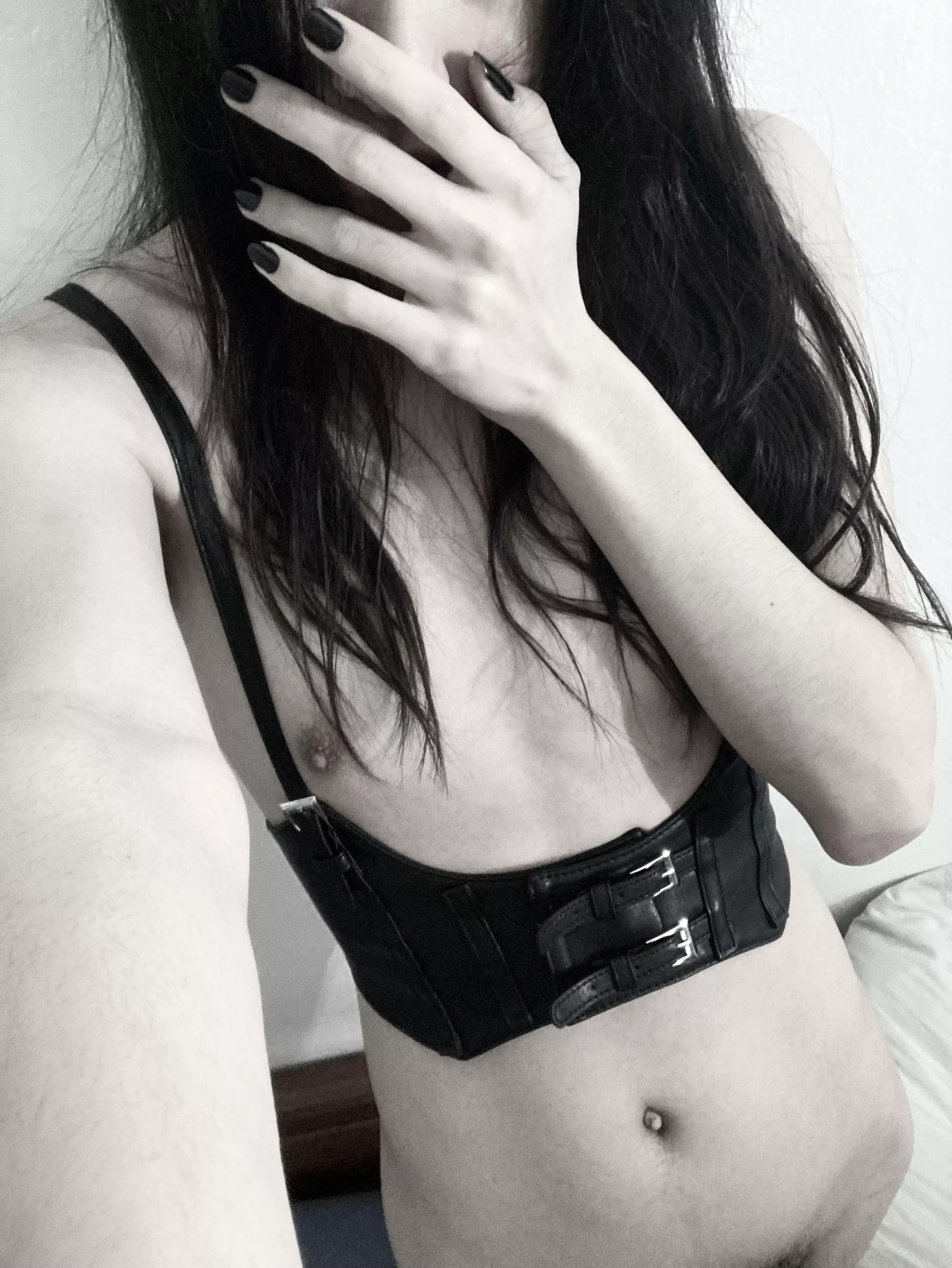 Feelin lil gothic today🖤