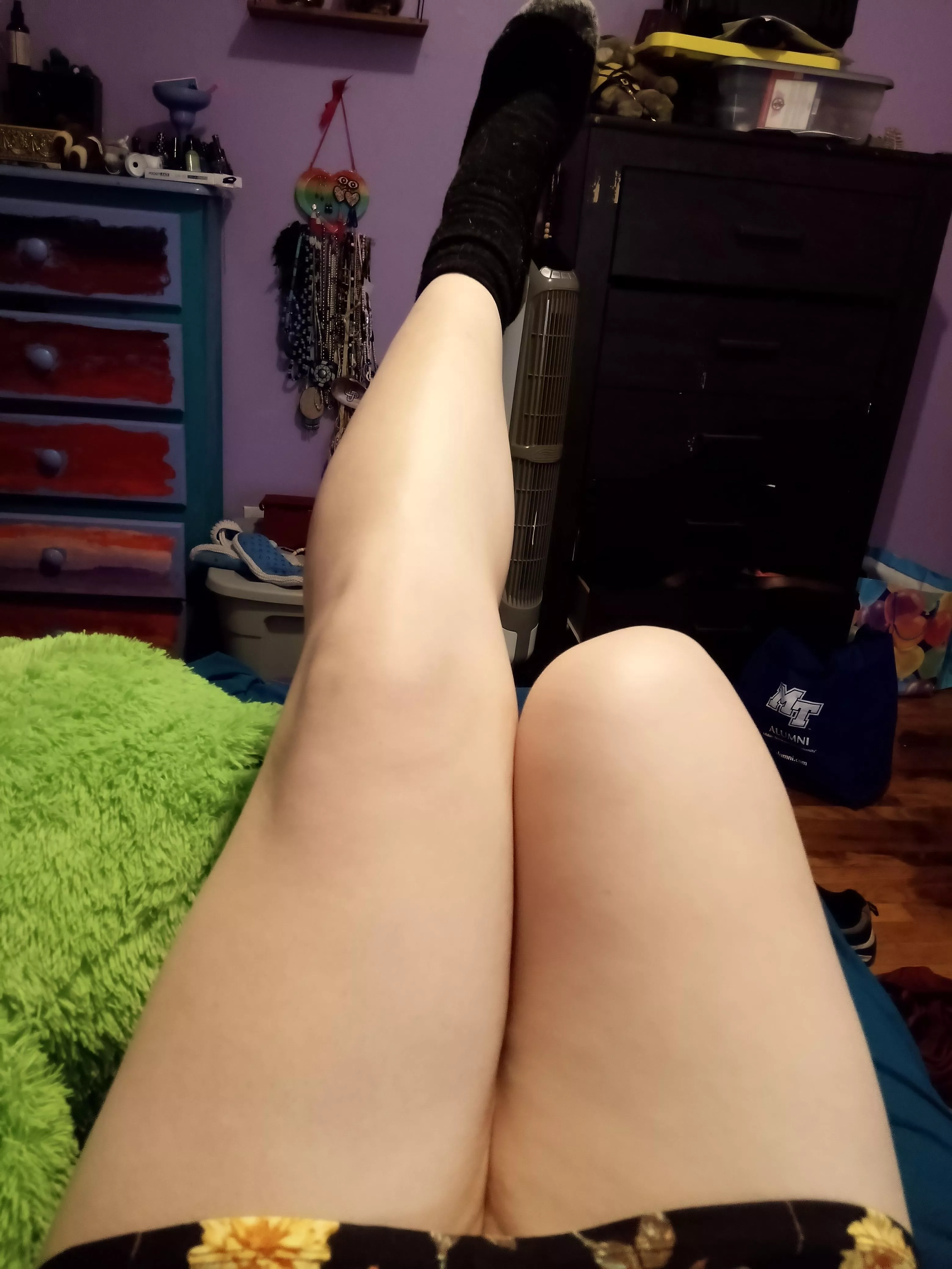 finally shaved my legs it feels incredible