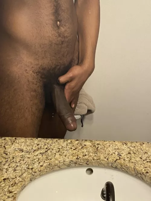 First pic on Reddit (semi)