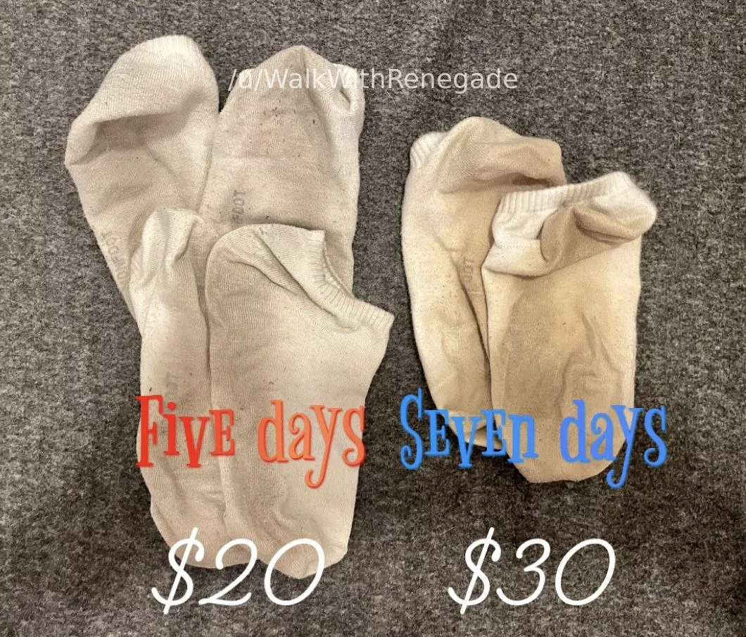 🚨 Hamper sock sale 🚨 50% off these pairs of five and seven day socks that have been ziploced since wear ❤️ [selling][USA]