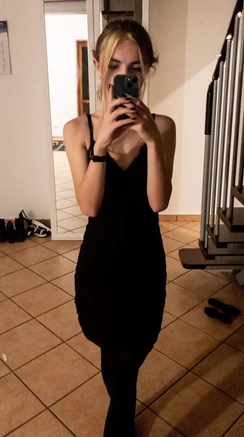 how do i become as cute as everyone else here? 😩