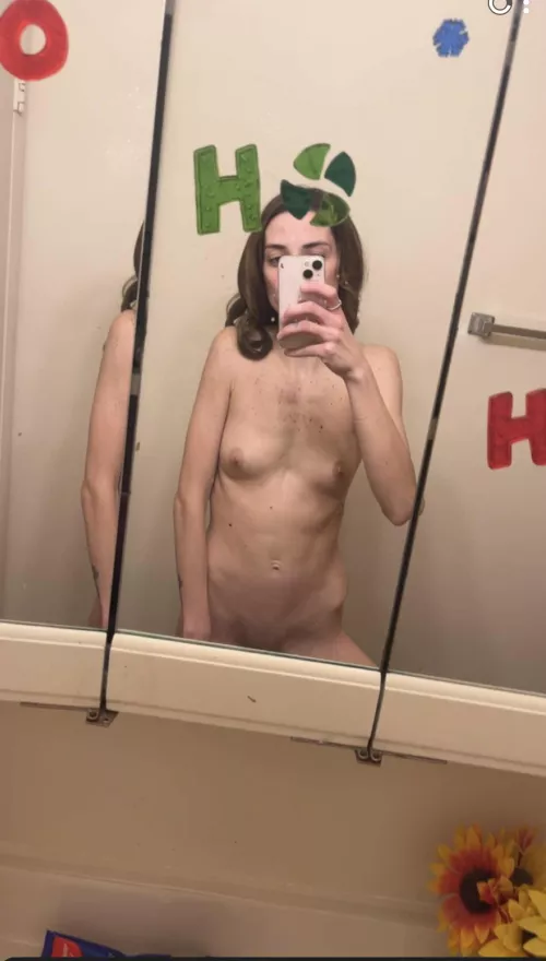 How flat is flat ? Do y’all like it 😩