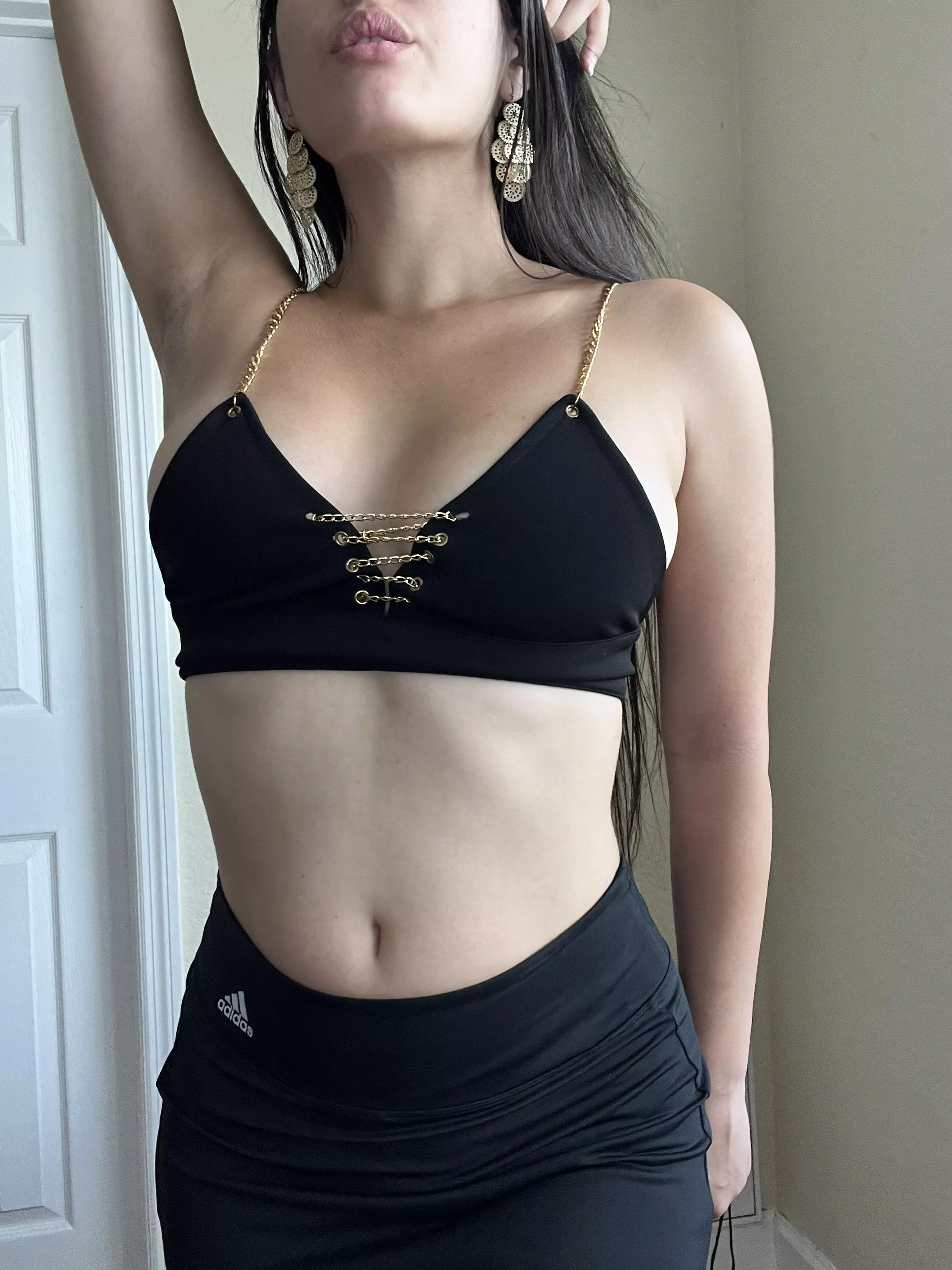 I know how bad you wanna fuck my armpits