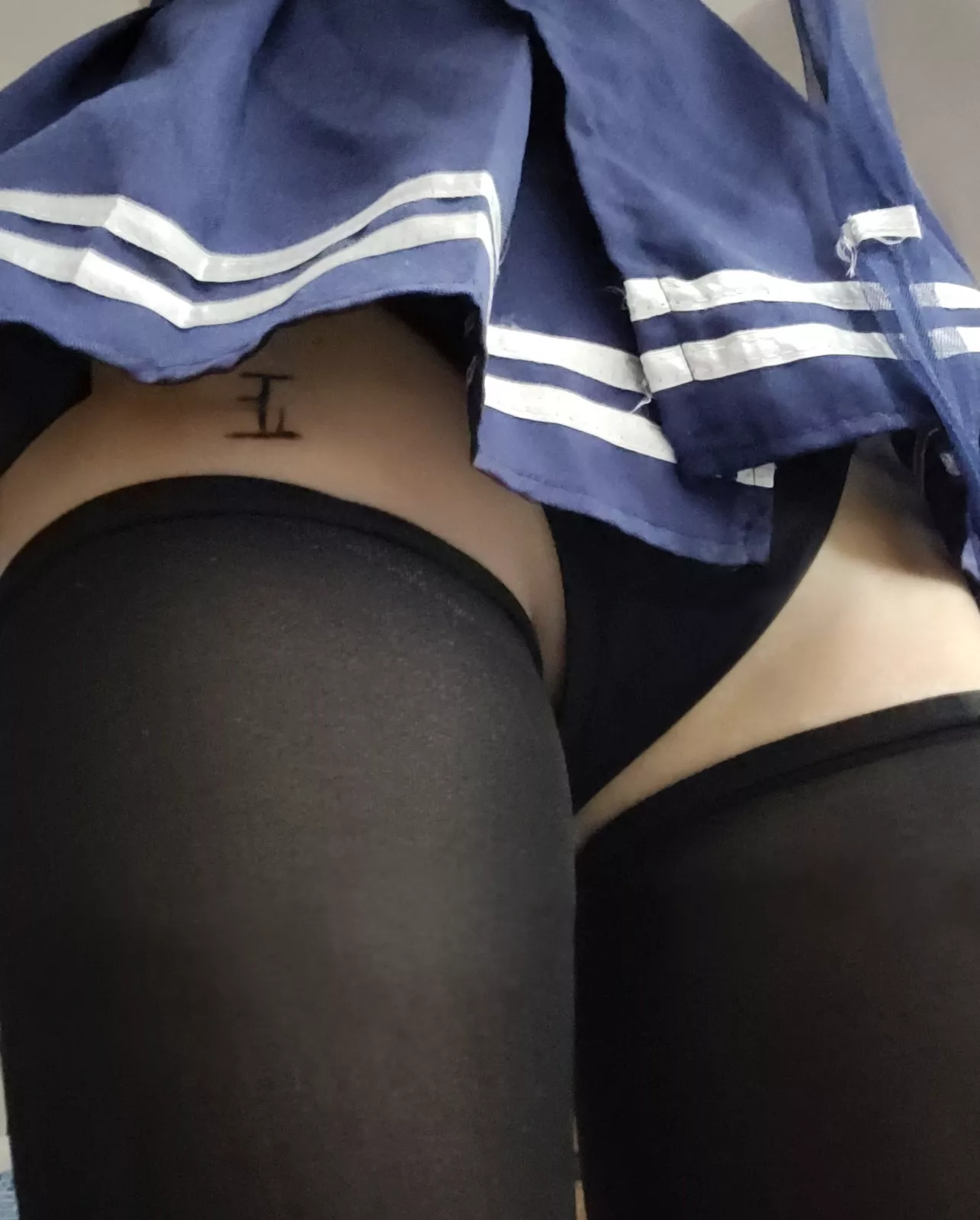 I love leaving hints for everyone who gets a glimps beneath