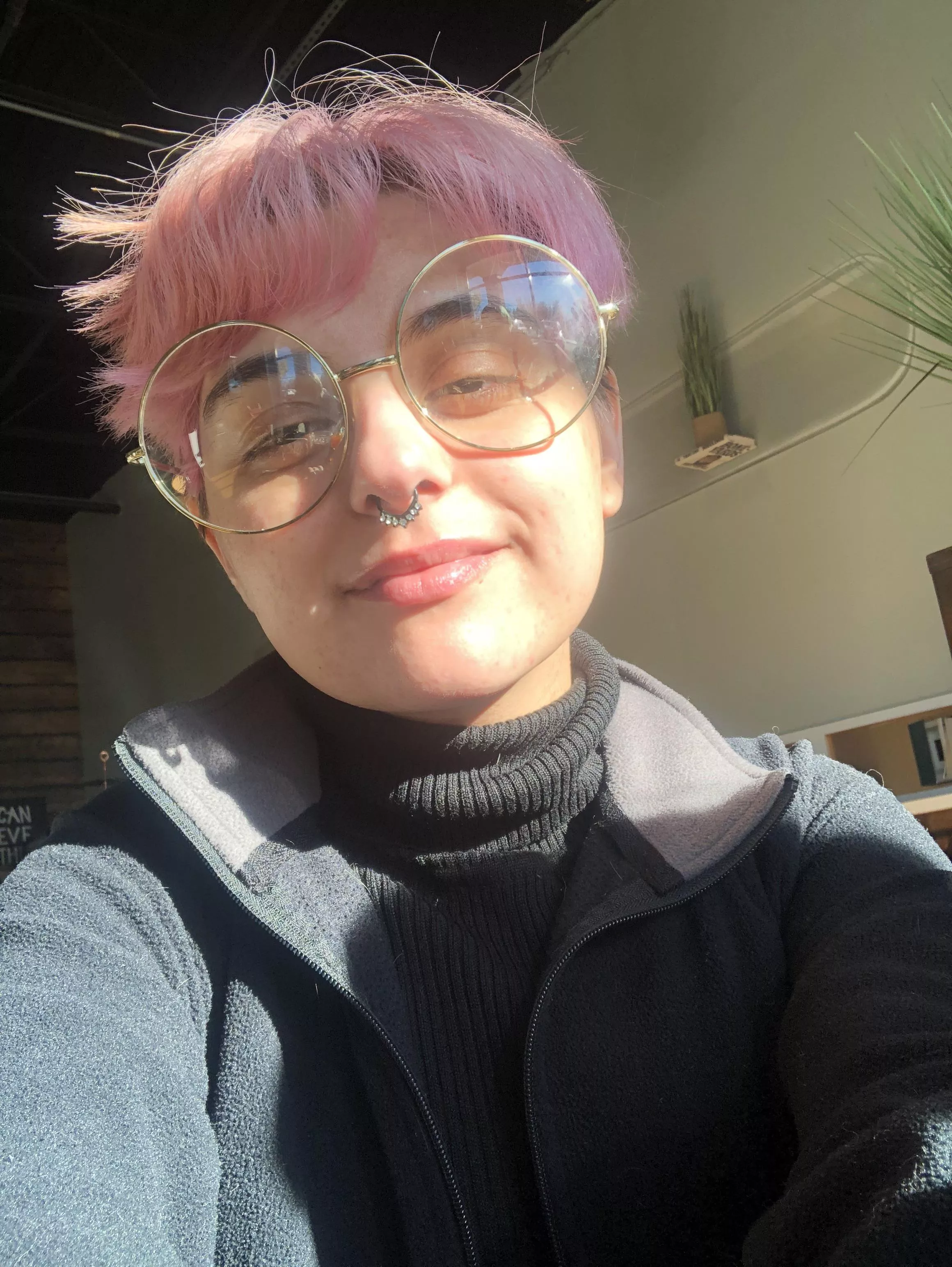 I miss my pink hair :c do y’all have any hair color suggestions?