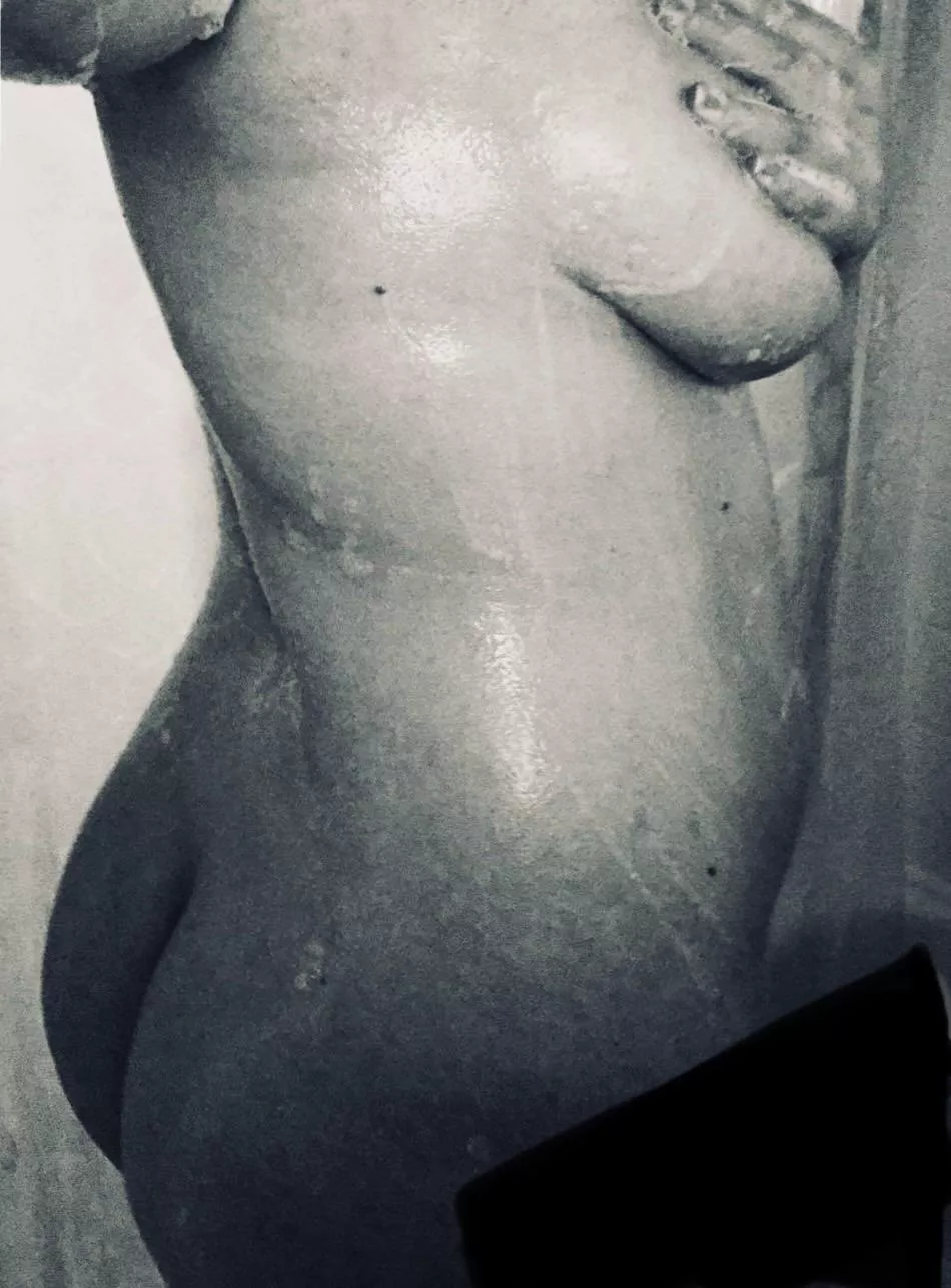 [IG] Just getting wet…