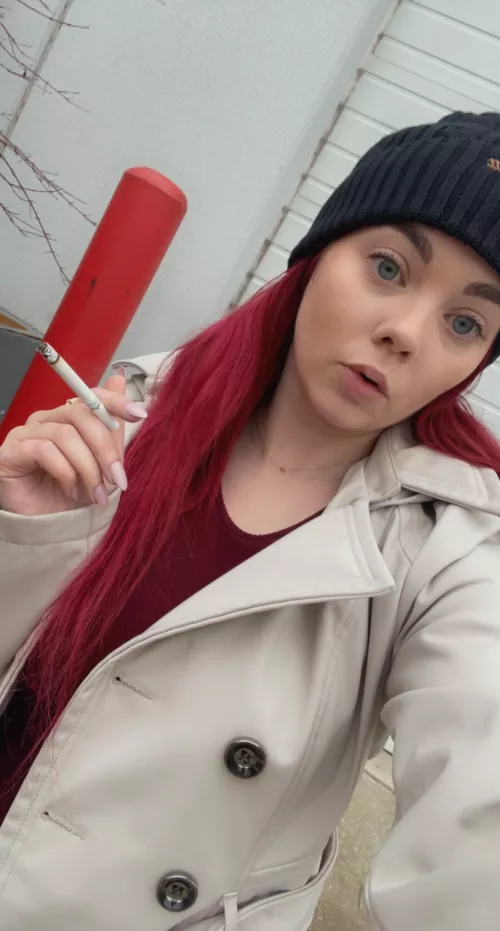 It’s rainy but I can’t stop chain smoking 🔥