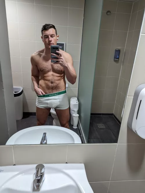 Just booked my Holiday to America, anyone want to show me round? UK