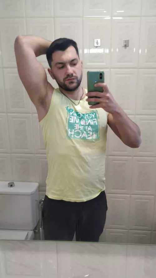 Just finished Stray 🐈 what a cute game, I recommend you🥰