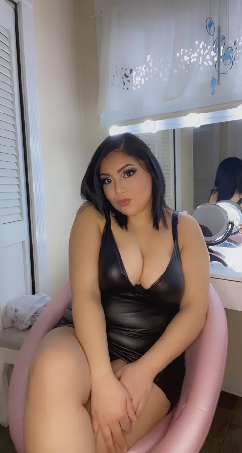 Let me grind on you, then slide my dress up and bend me over like a little slut