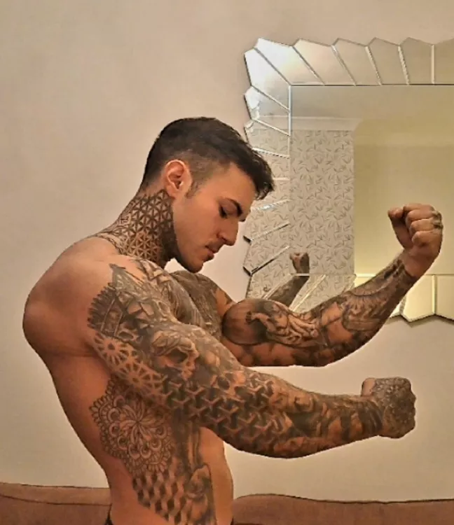 Love stripping off after work ;)