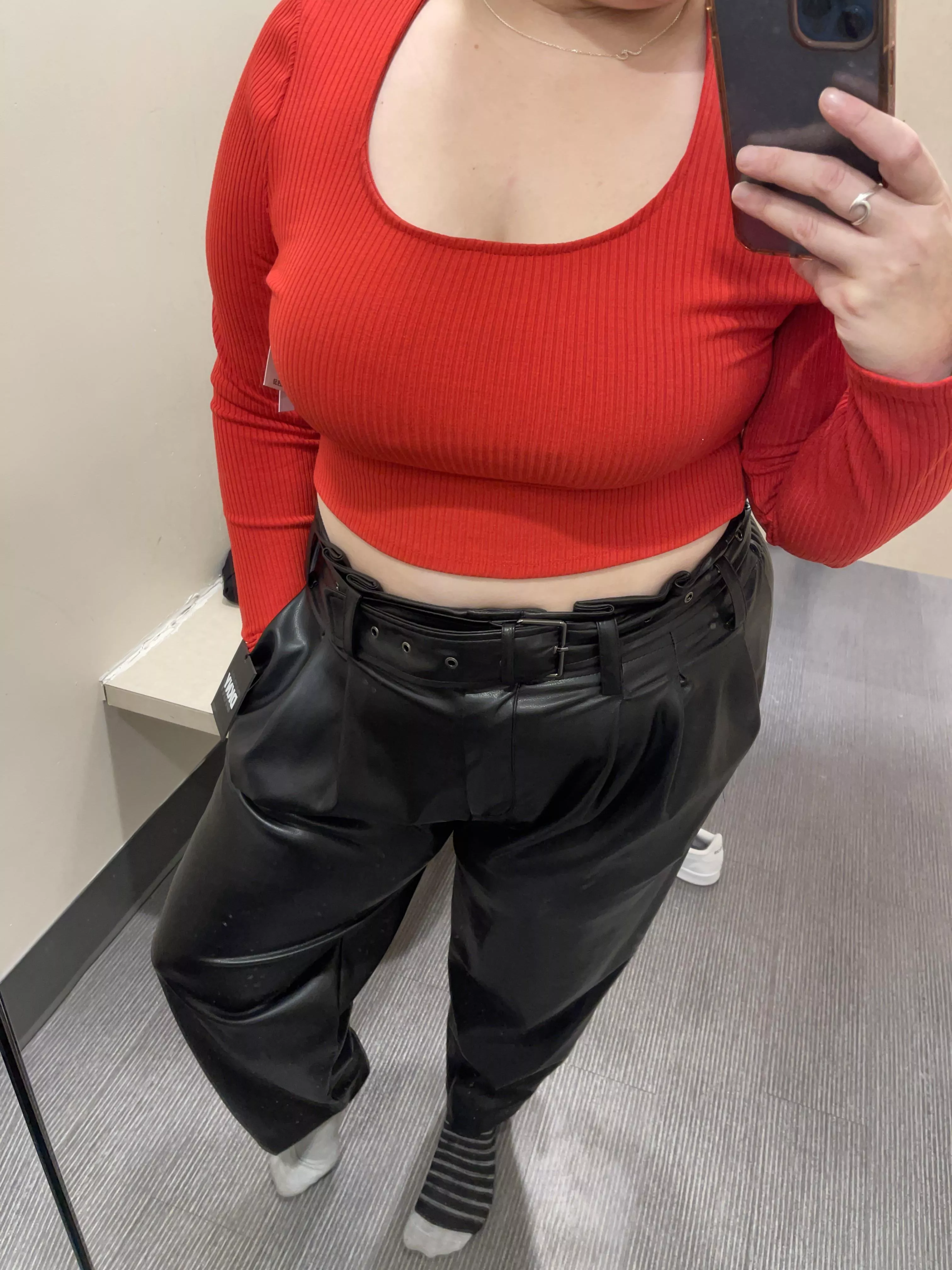 My husband damn near broke the door down to fuck me when I sent him this