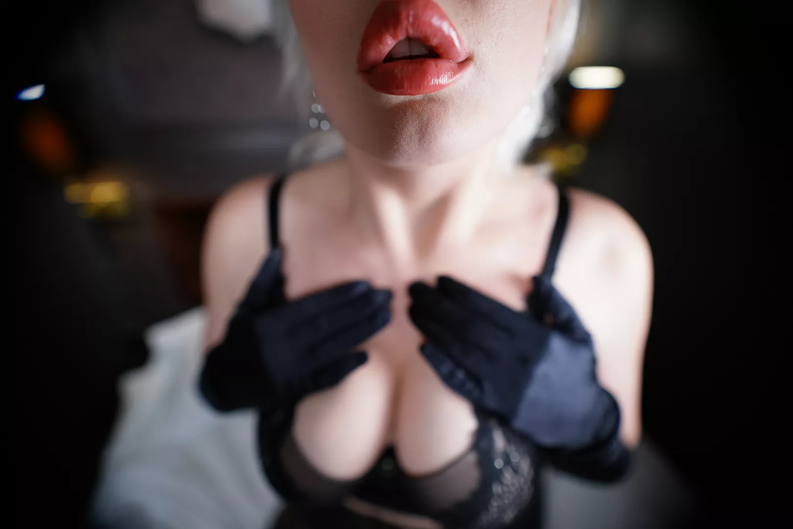 My NYE resolution is to go full slutmode. Poor hubby. The slutmode isn't for him.