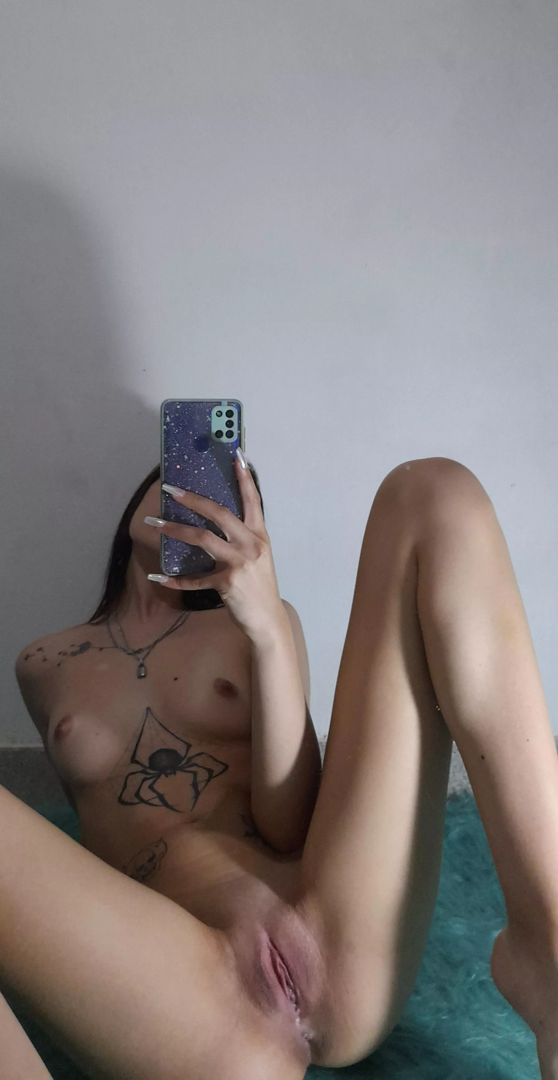 Rate my pussy with an emoji