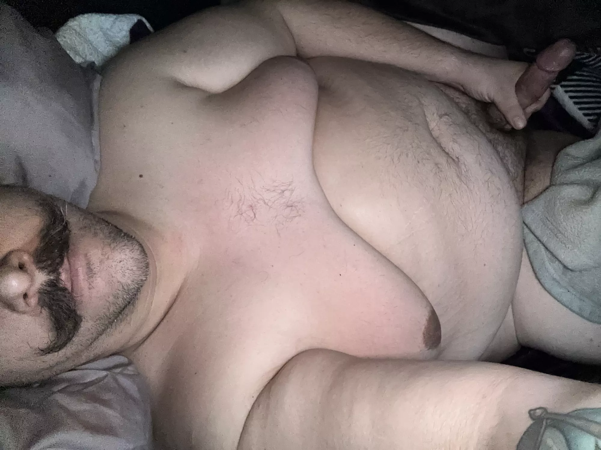 Realllllly need someone to come sit on my face. I give great rides ;)