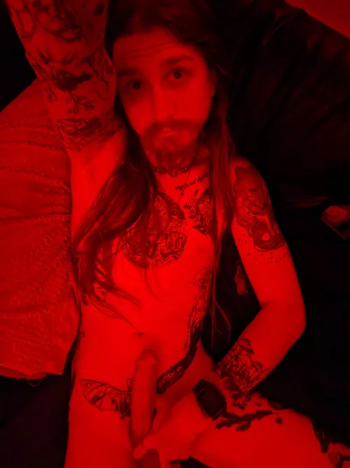 Red lighting always screamed 