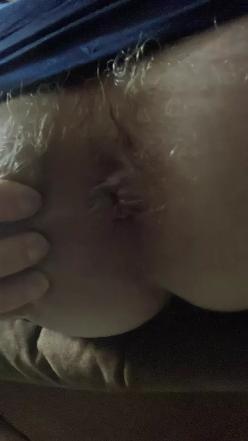 Run your tongue around my hole