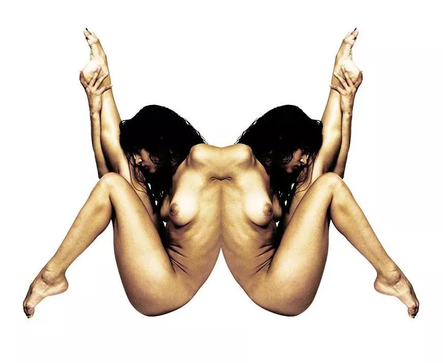 Sofia Boutella fully nude