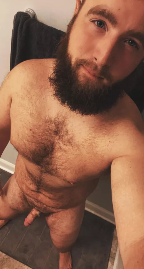 Still in need of a shower buddy 🤤