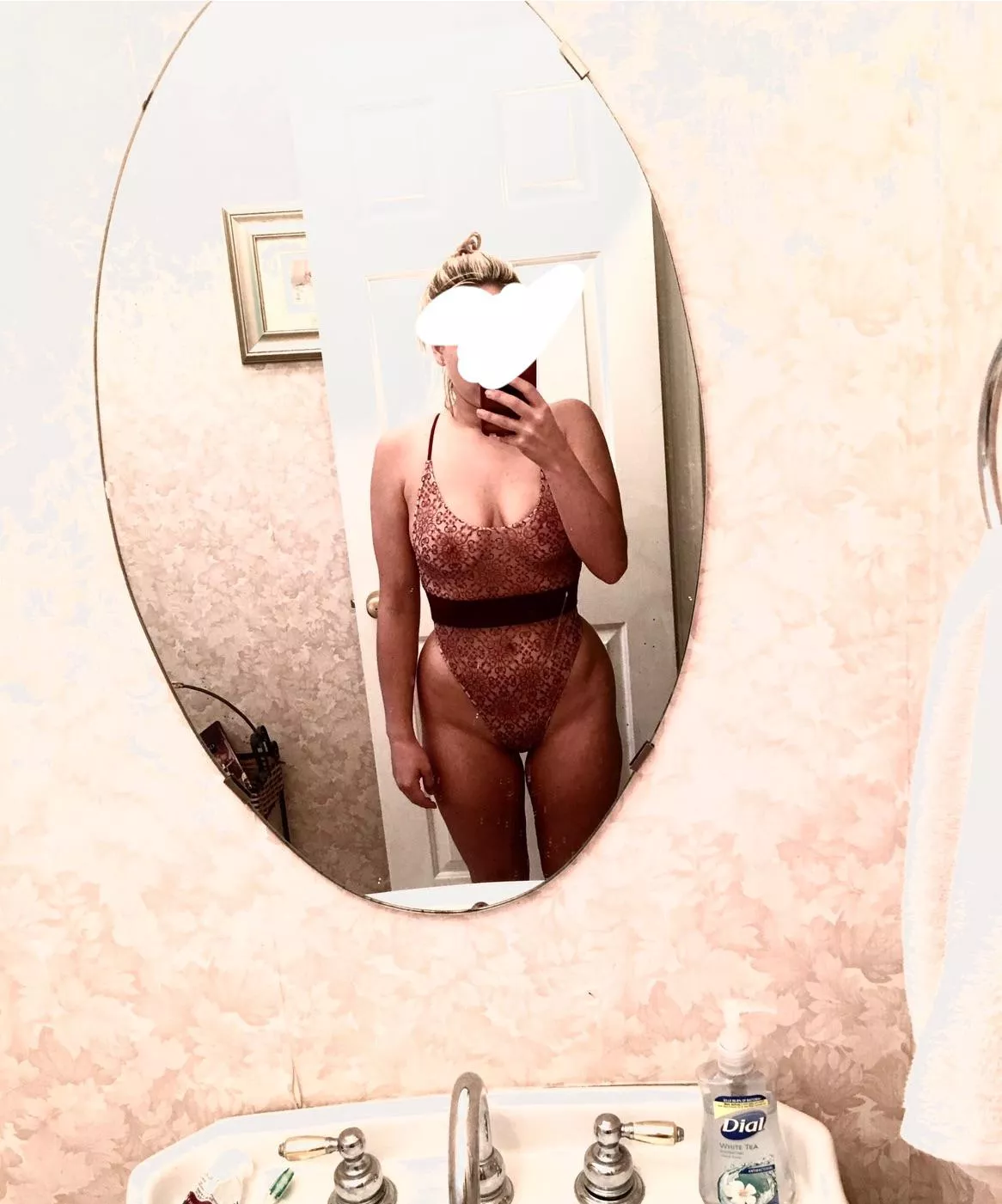 Thought someone might like my hips. To be honest, I hate them and need someone to tell me they like them and make me feel better