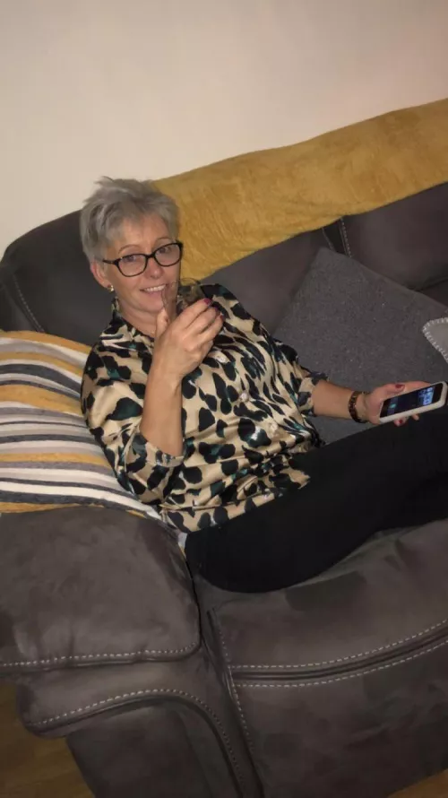 Thoughts on my friends gilf mom