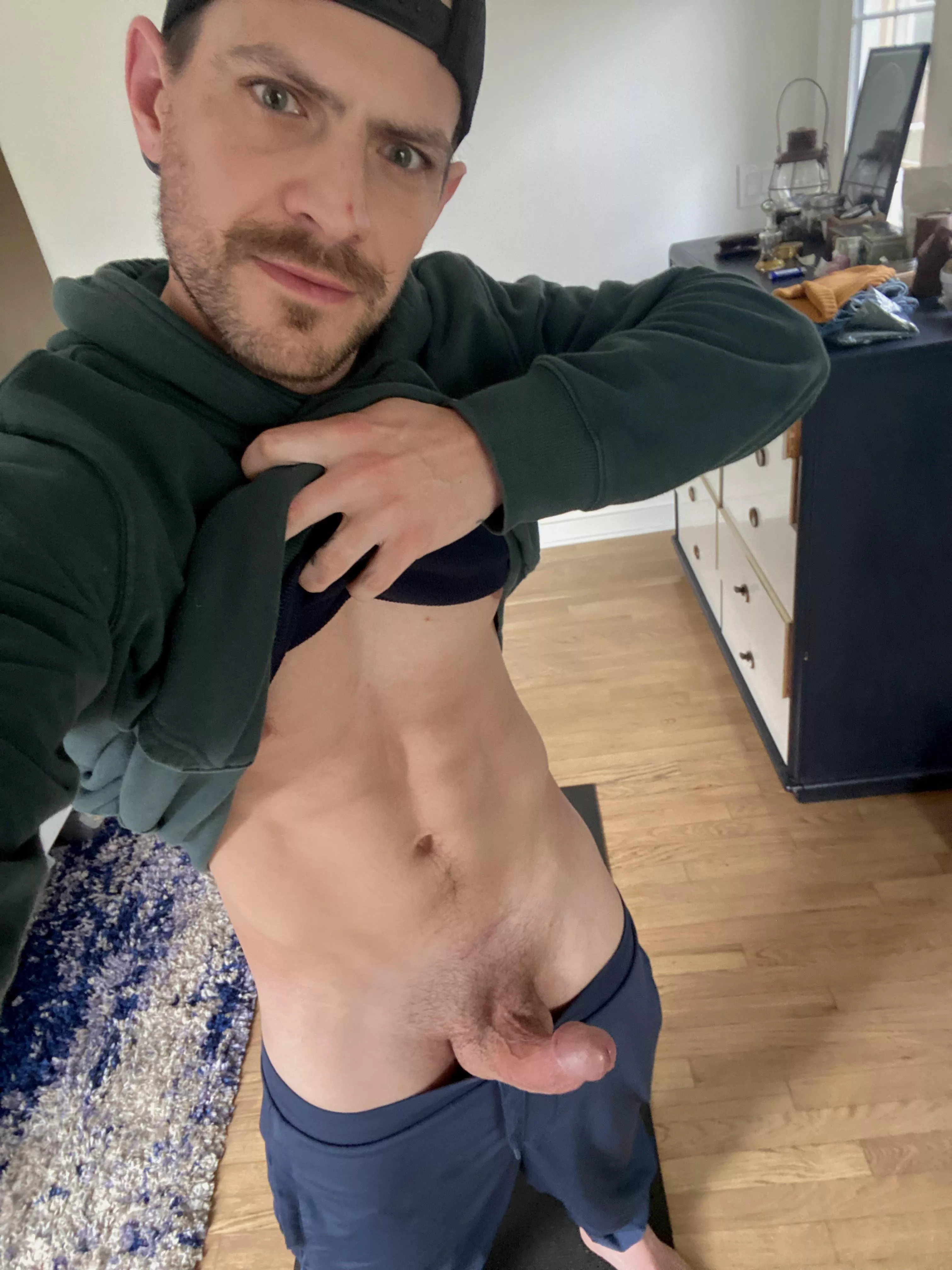 Too horny for my own damn good this morning. 🫣😈