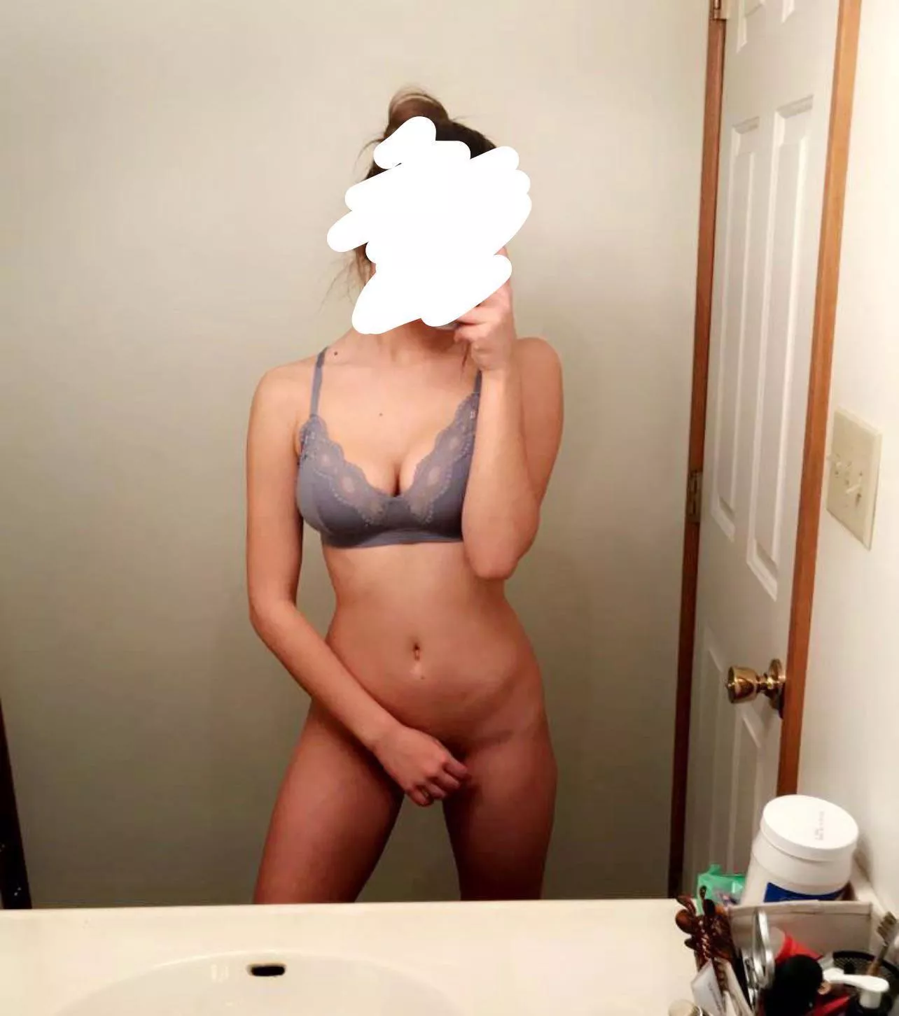 Trading 19yo gf. Dm a sample for tele. Verify