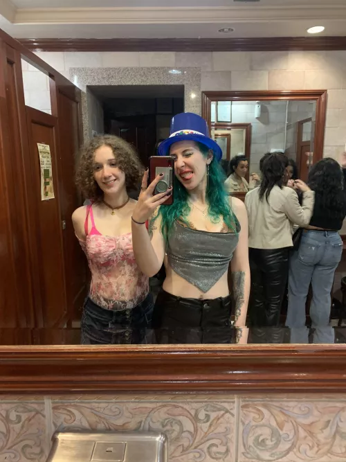 Two sexy girls on the prowl