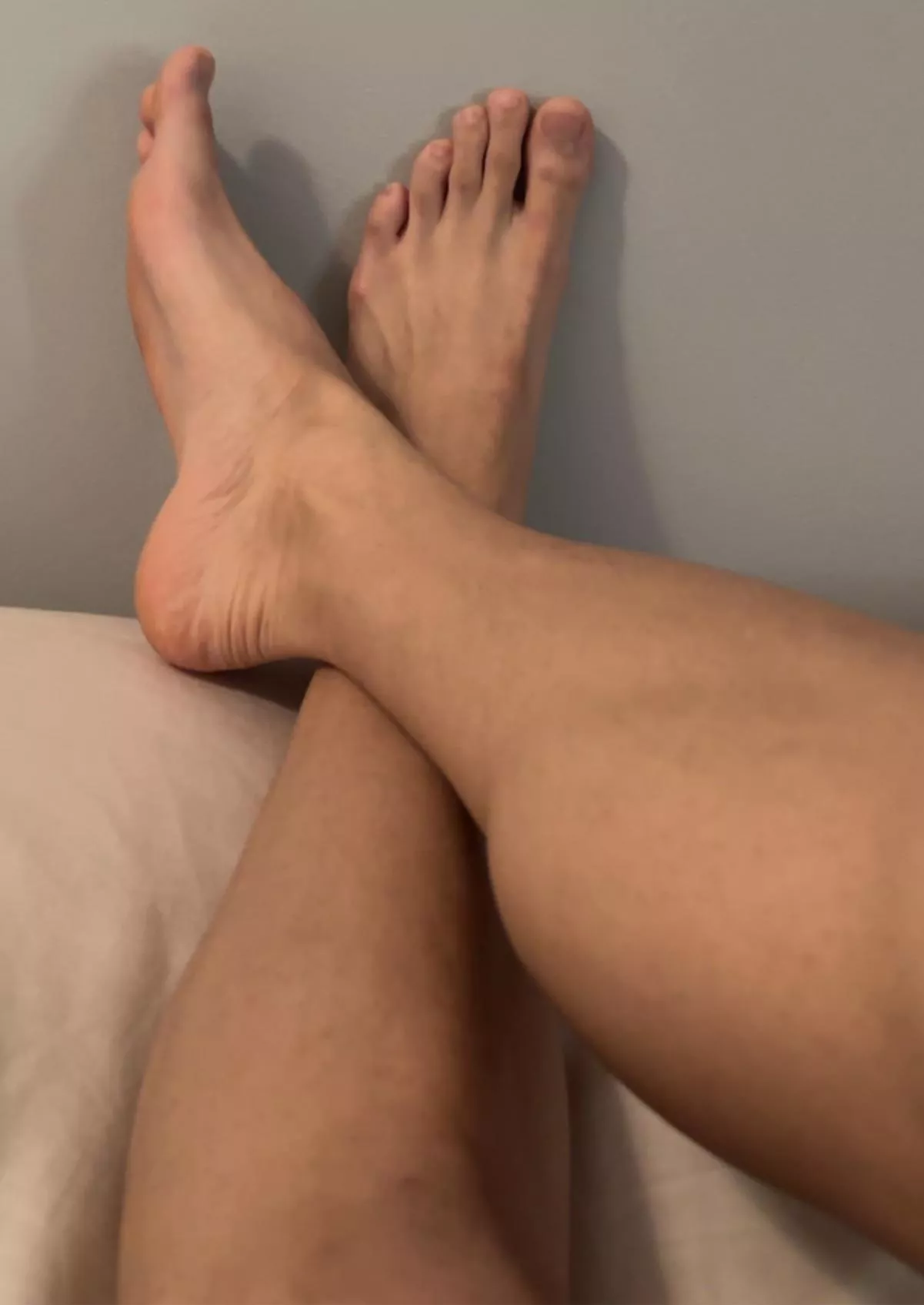 Worship my toes and soles