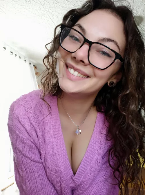 you think im cute enough to make you cum? :)