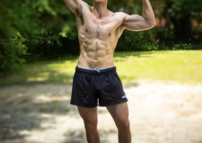 27M Hung fitness model just got stood up and needs to dom a smooth fem tonight…Snapchat: gomps221