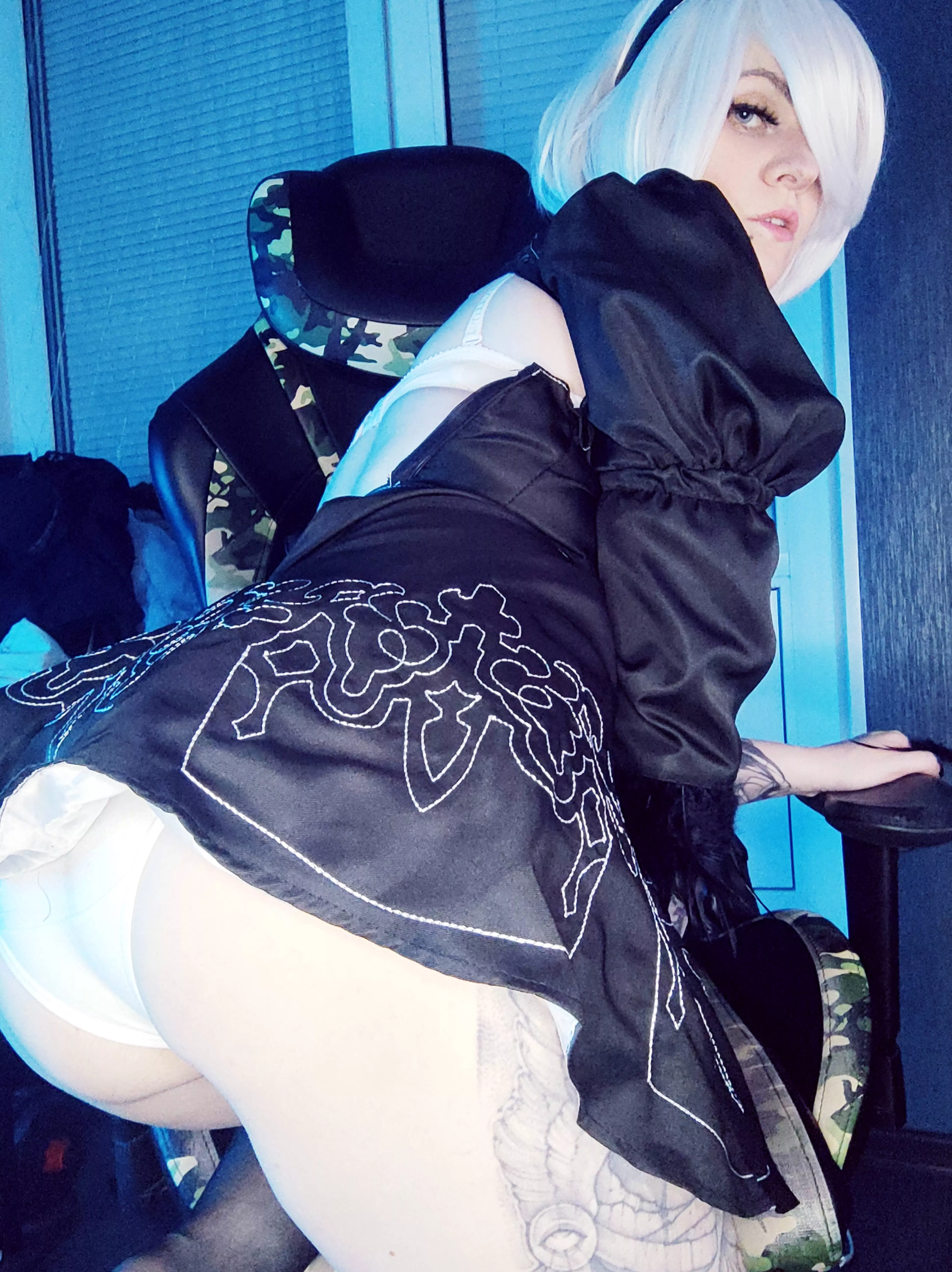 2b from NieR: Automata by PeachyMuffin