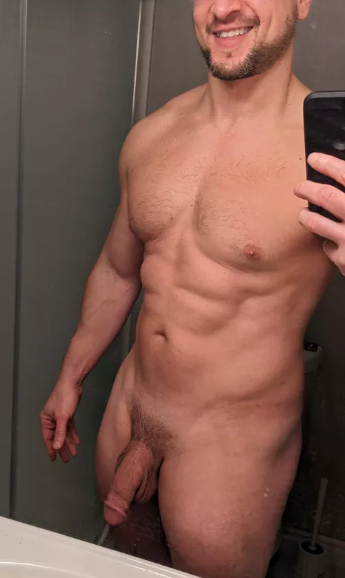 (41)Smile of you like being naked 🤗