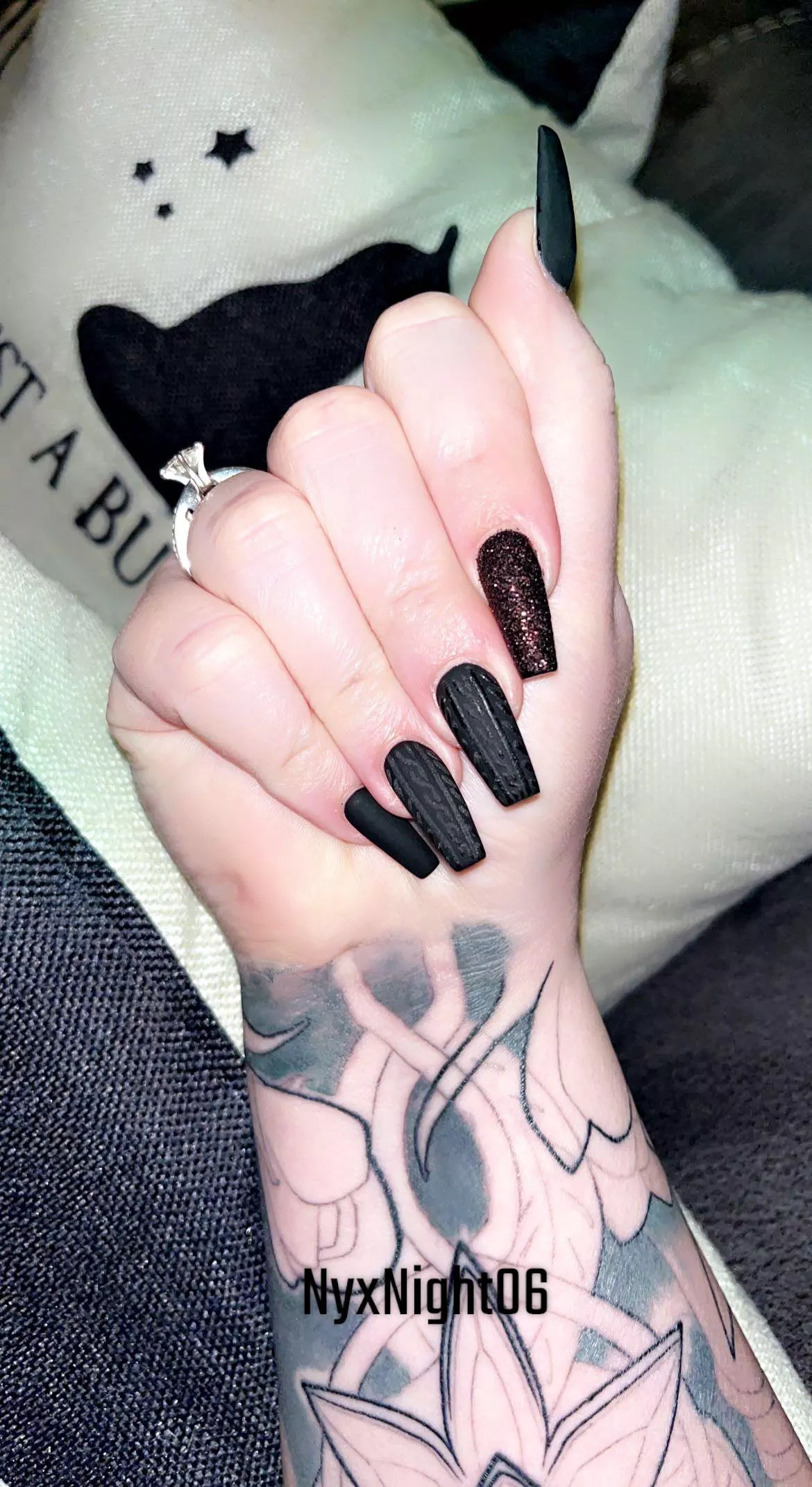 A little sweata weatha nails I got done earlier this winter! 💋