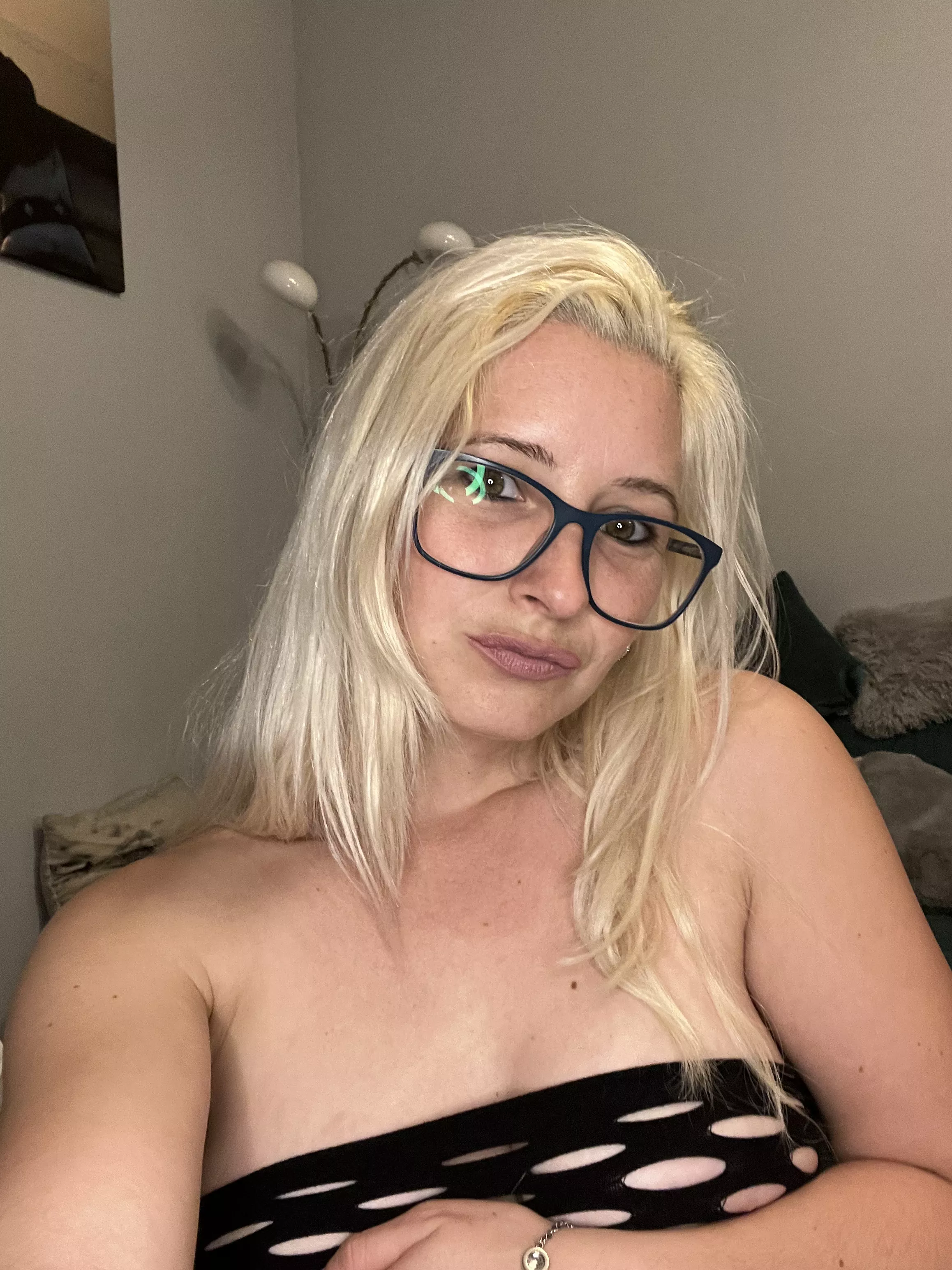 Am I a fuckable teacher with my 34 years?